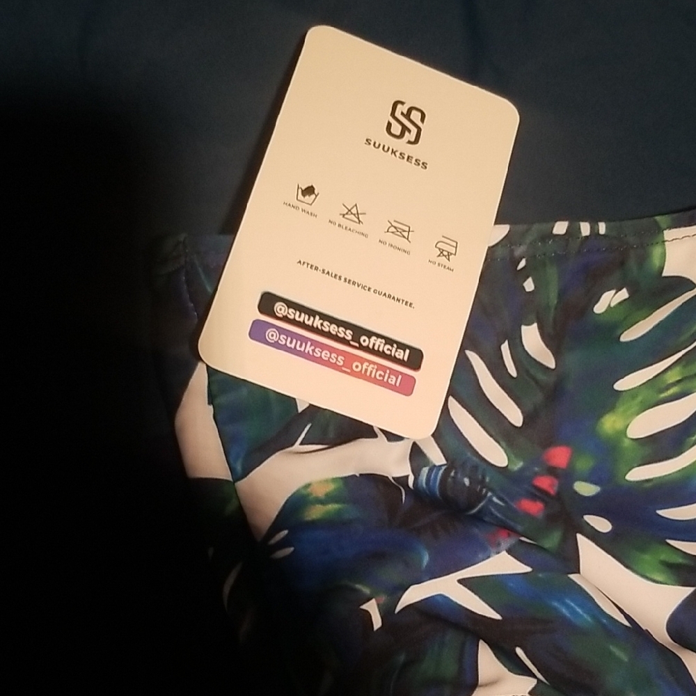 Suuksess Tropical Leaf Tankini Swimsuit Set - Picture 2 of 10